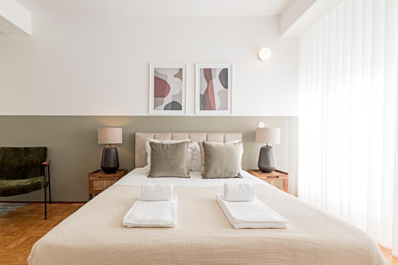 Ceuta Studio Apartments By Lovelystay Porto Exterior foto