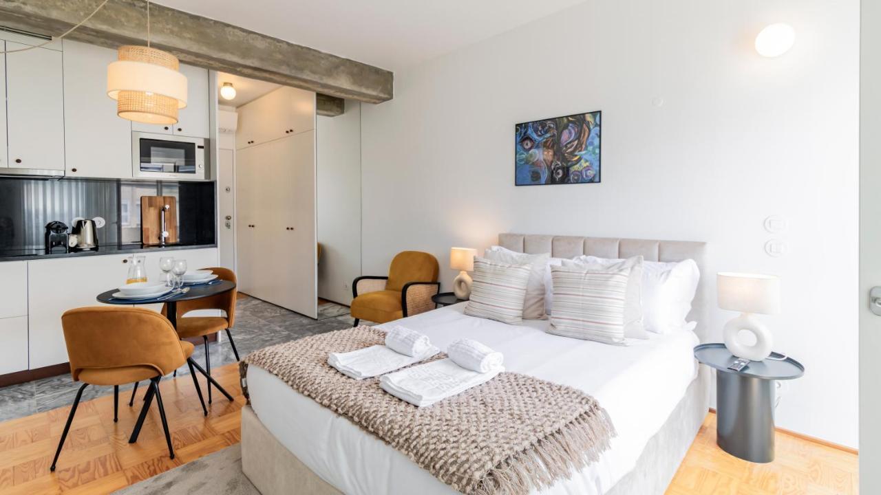 Ceuta Studio Apartments By Lovelystay Porto Exterior foto