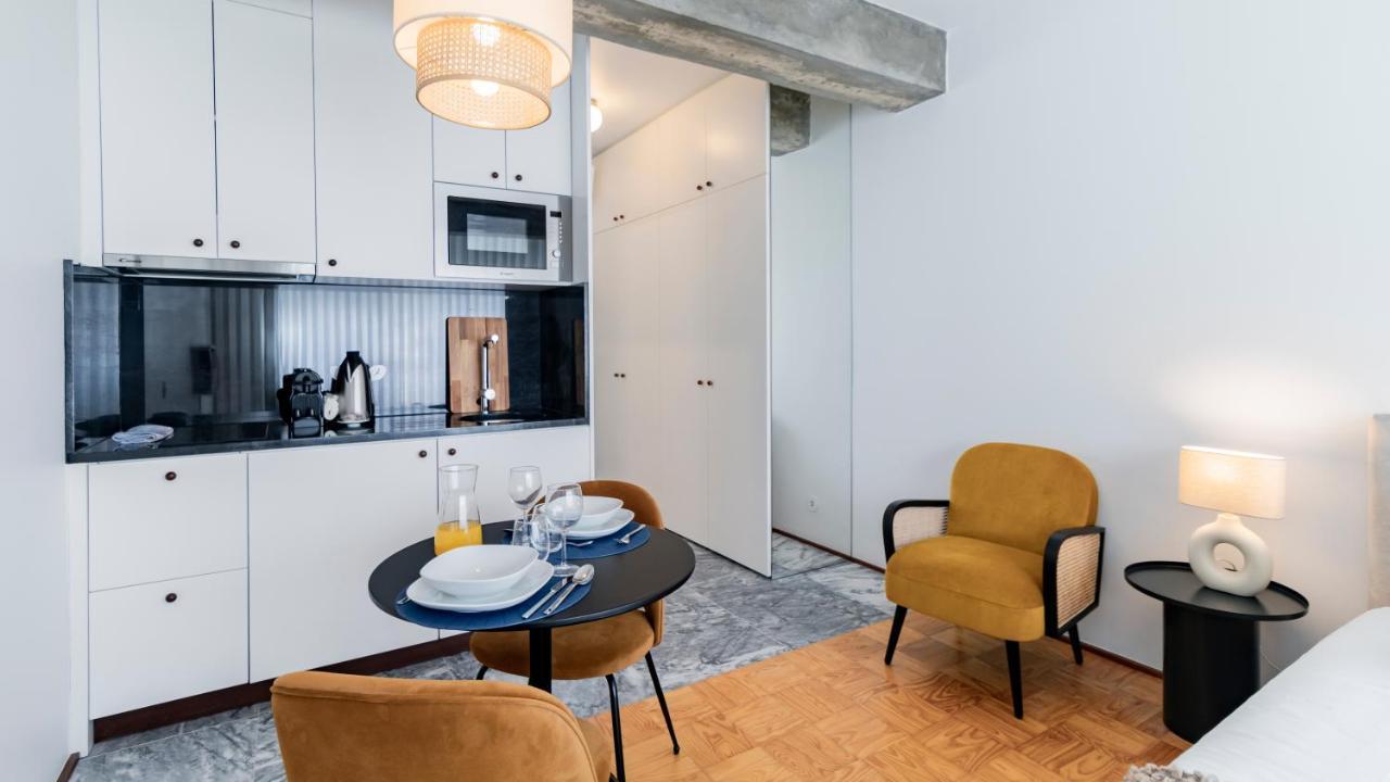 Ceuta Studio Apartments By Lovelystay Porto Exterior foto