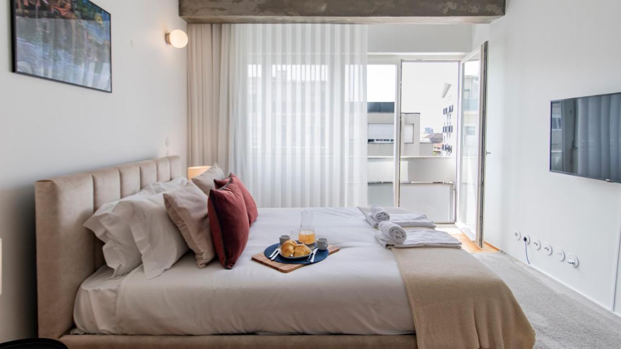 Ceuta Studio Apartments By Lovelystay Porto Exterior foto