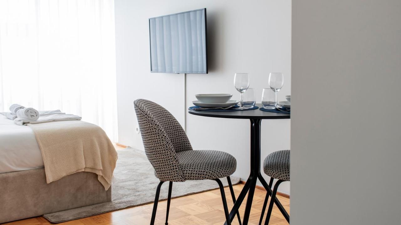 Ceuta Studio Apartments By Lovelystay Porto Exterior foto